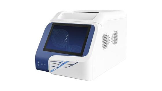 Analyseur PCR en temps réel avec une plaque de 96 puits et 5 canaux fluorescents pour l'amplification d'ADN/ARN à une vitesse de rampe de 6°C/s